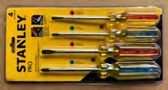 JGO. DESTORNILLADORES STANLEY 4PZS ( 2PL Y 2 EST) STHT69169 4D20831
